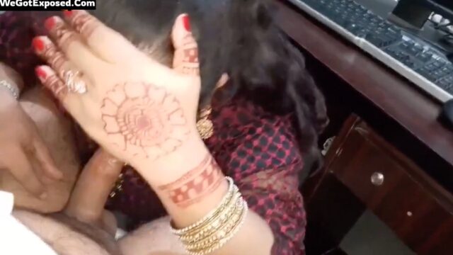 Bangalor work from home techie gets blowjob from his wife