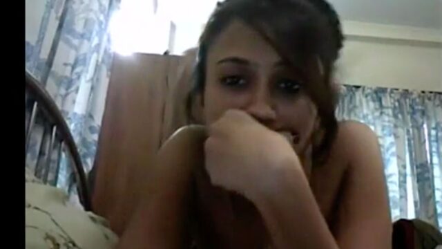 Desi couple recording their MMS in an Pakistani sex video