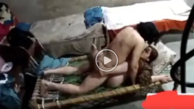 Mulla Fucking aunty for Pregnancy on charpai, Leaked video